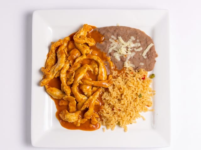 37. Pollo a la Diabla.