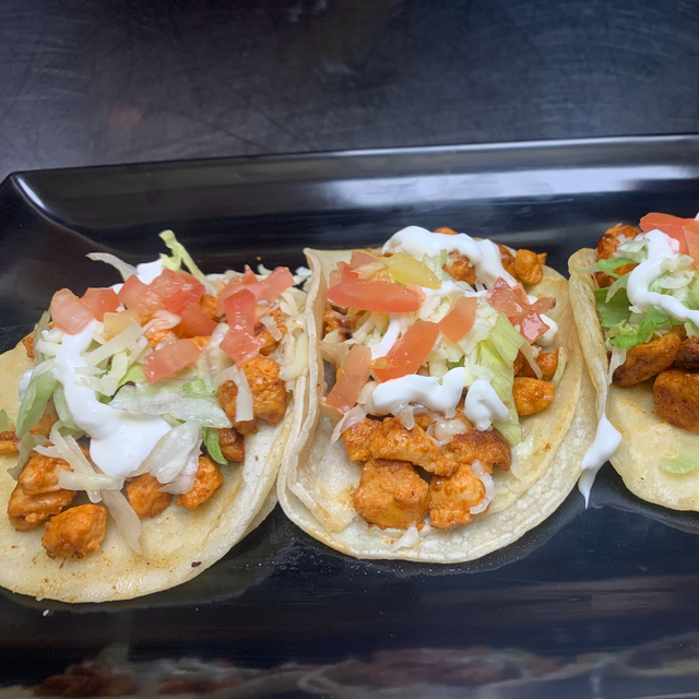 Tacos de Pollo Marinado.