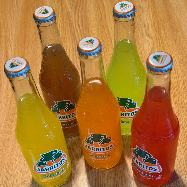 Jarritos.